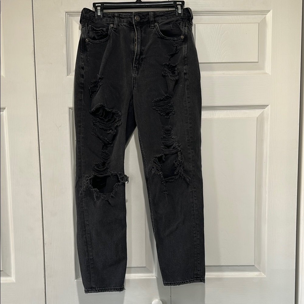 American eagle women’s mom jeans size 6 regular